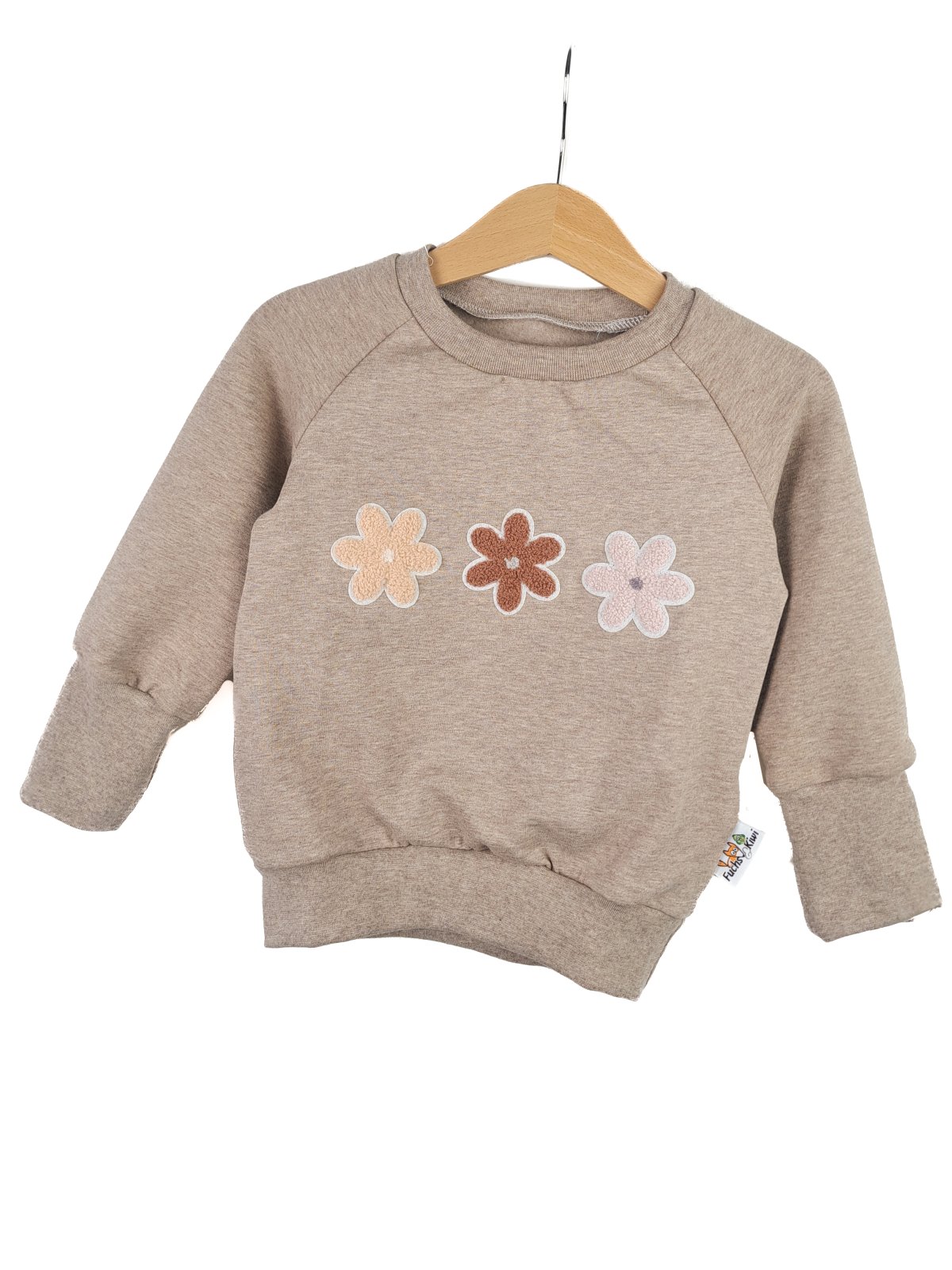 Feinstrick beige Outfit