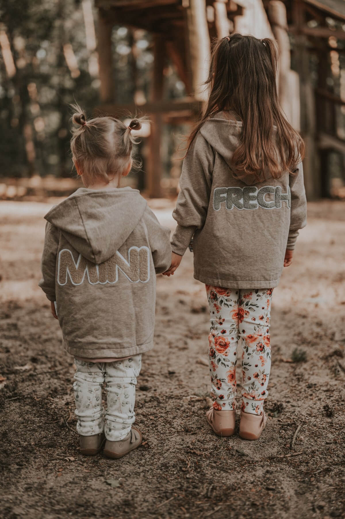 Sweatjacke mit Patch SMILE altmint meliert