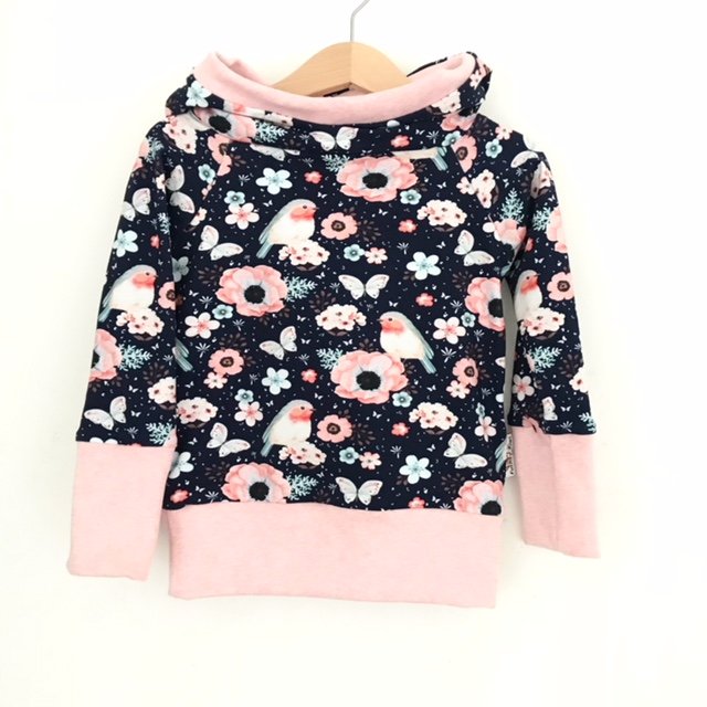 Hoodie Vögelchen dunkelblau 134/140