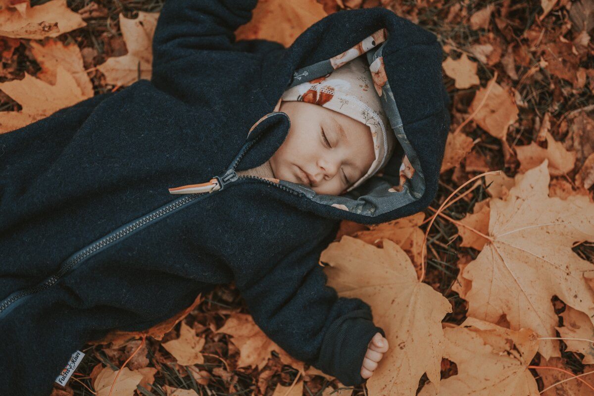 Walkoverall blau mit Teddybär