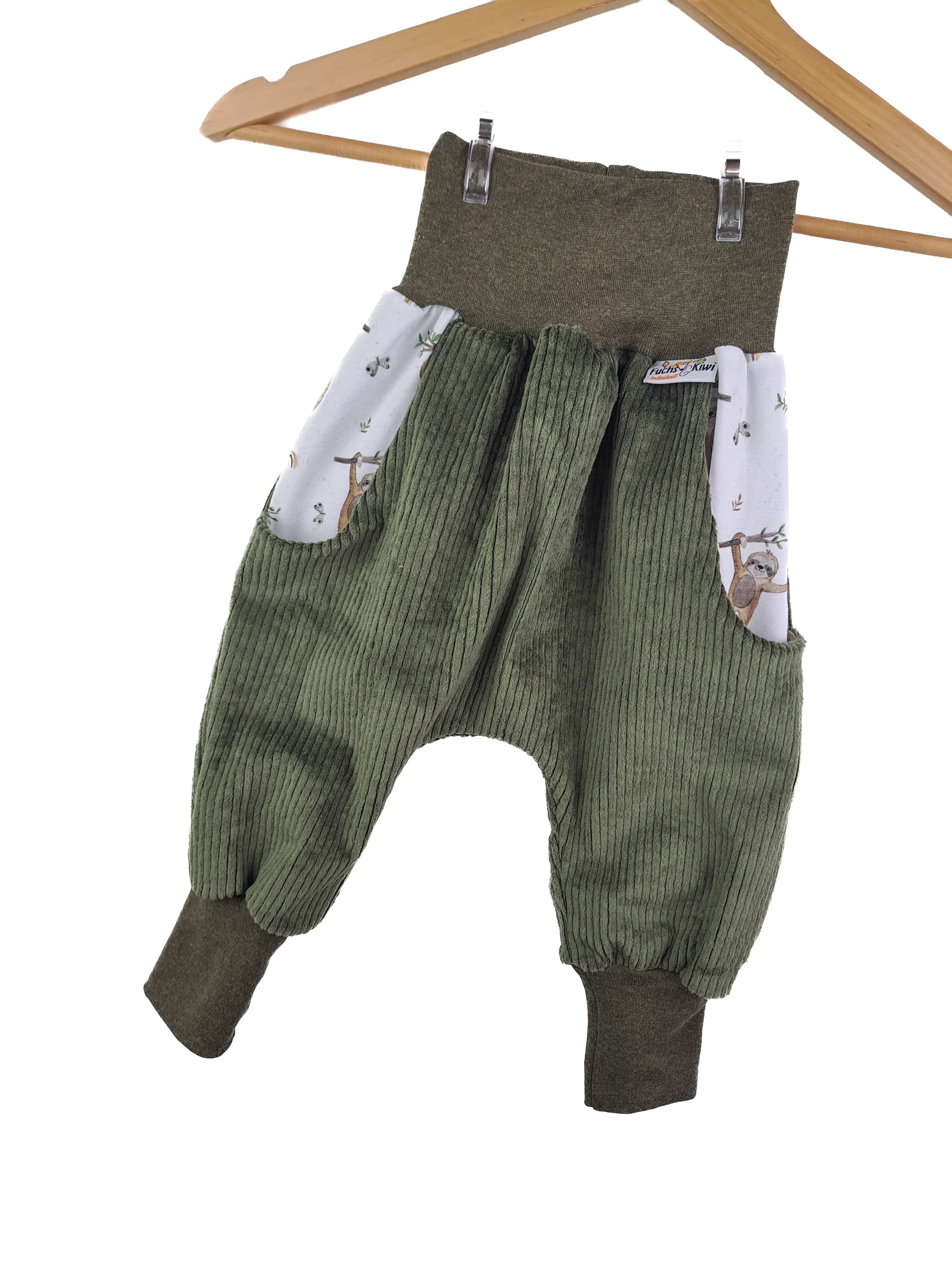 Individuell Pumphose Cord khaki mit Faultierliebe