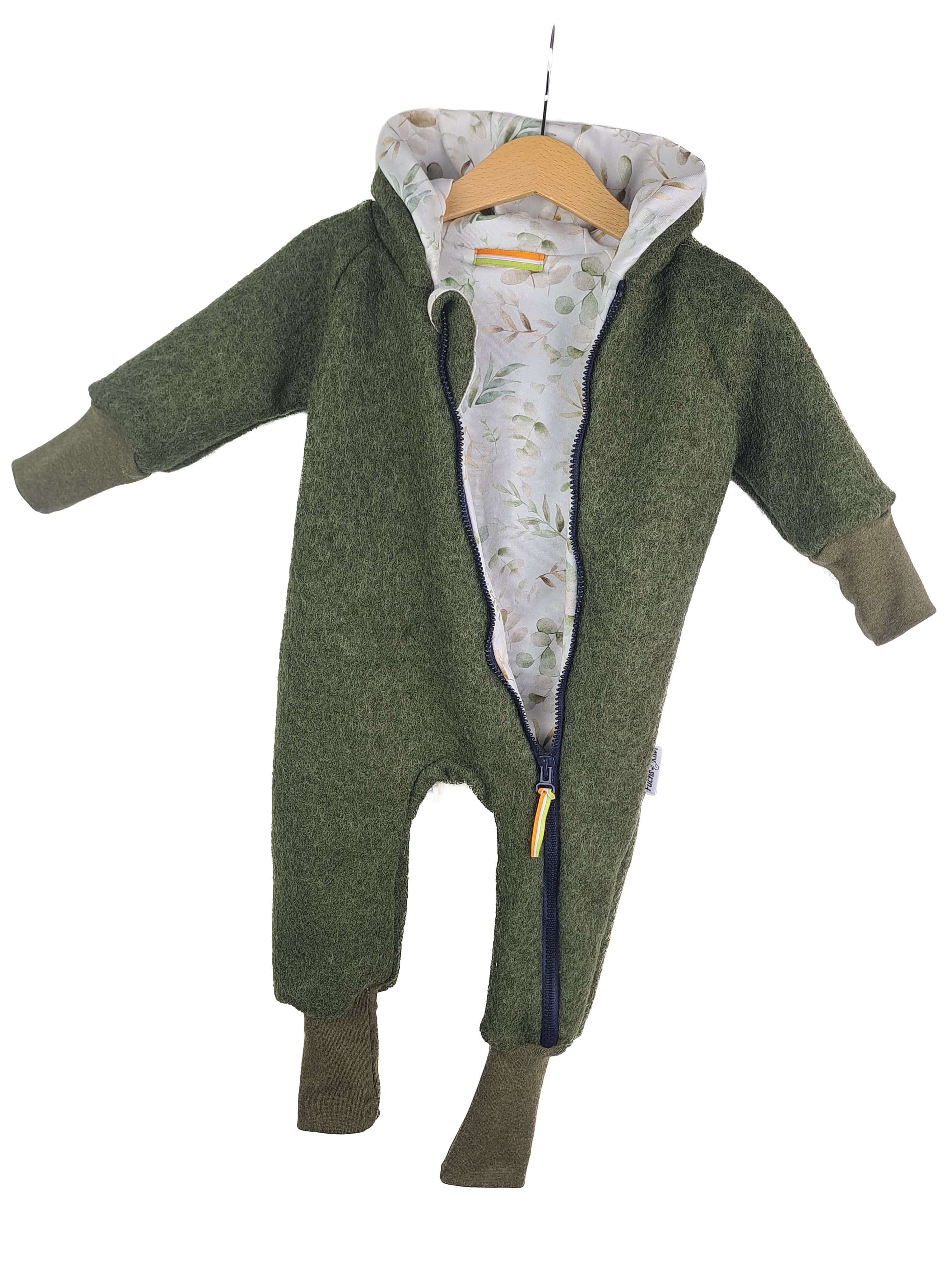 Walkoverall Walk moosgrün meliert mit Eukalyptusliebe 92/98