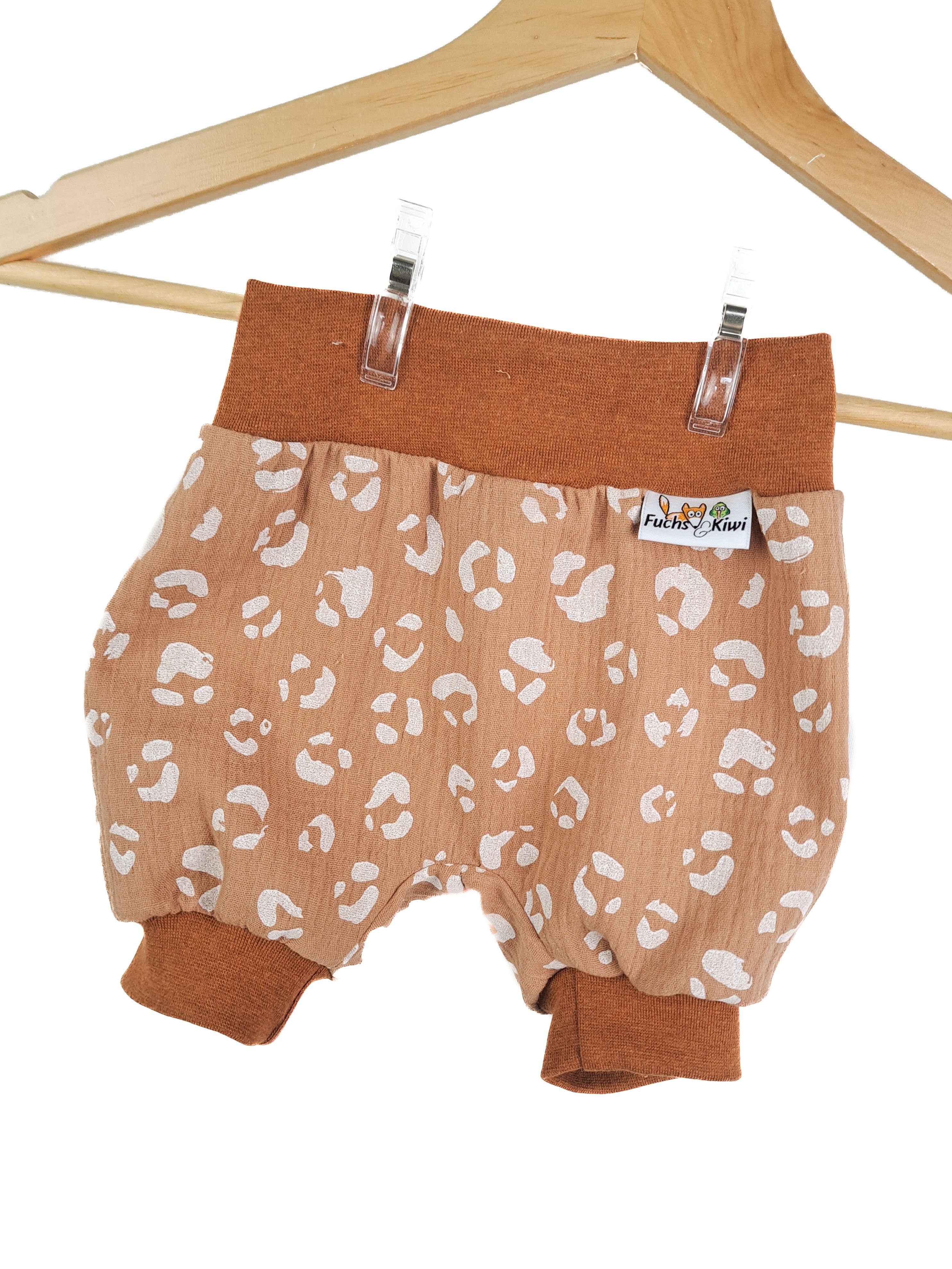 Kurze Hose Musselin Leo zimt