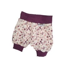 Kurze Hose Musselin Blümchen flieder 74/80
