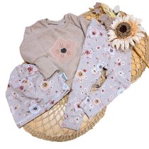 Blumentraum sand Outfit