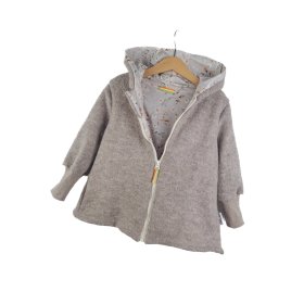 Walkmantel aus Wolfleece sand meliert mit Blümchen sand