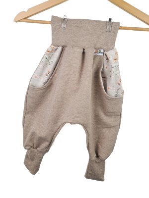 Indi Sweat Pumphose sand meliert mit Blümchen sand