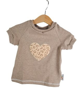 T-Shirt Leo Herz- Patch sand