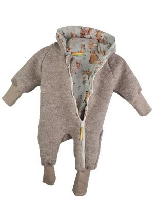 Walkoverall sand meliert mit süße Waldtiere