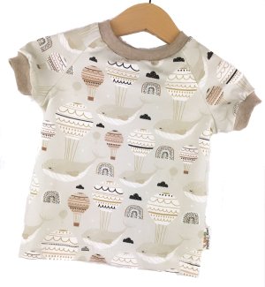 T-Shirt Flying Whale sand