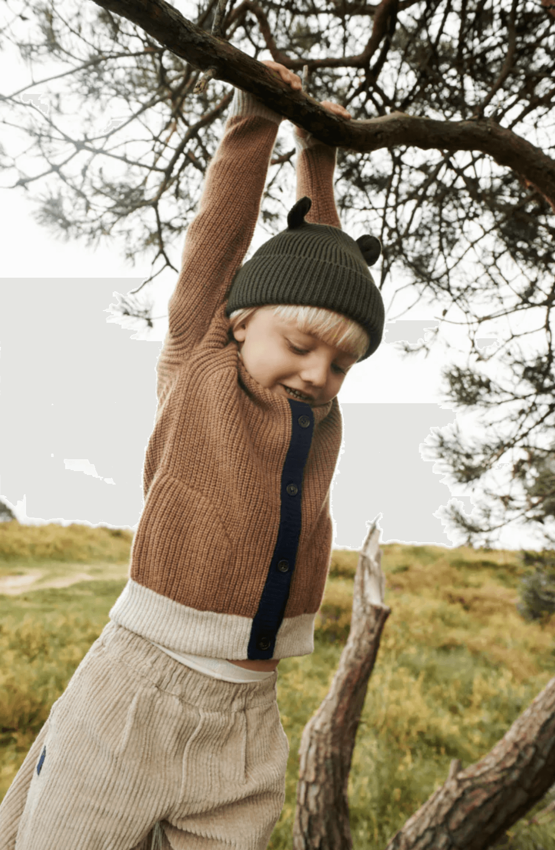 Liewood Gina Rippenstrickmütze mit Bärenohren army brown