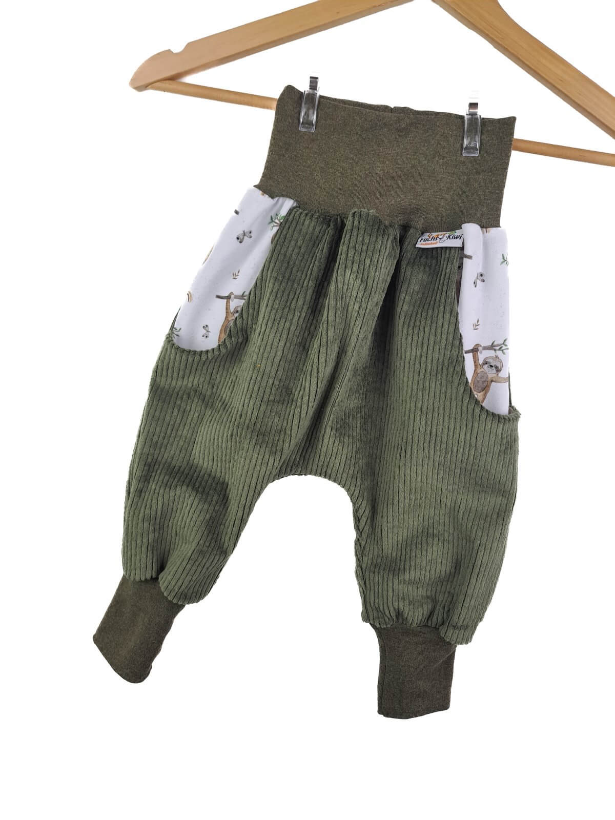 Individuell Pumphose Cord khaki mit Faultierliebe