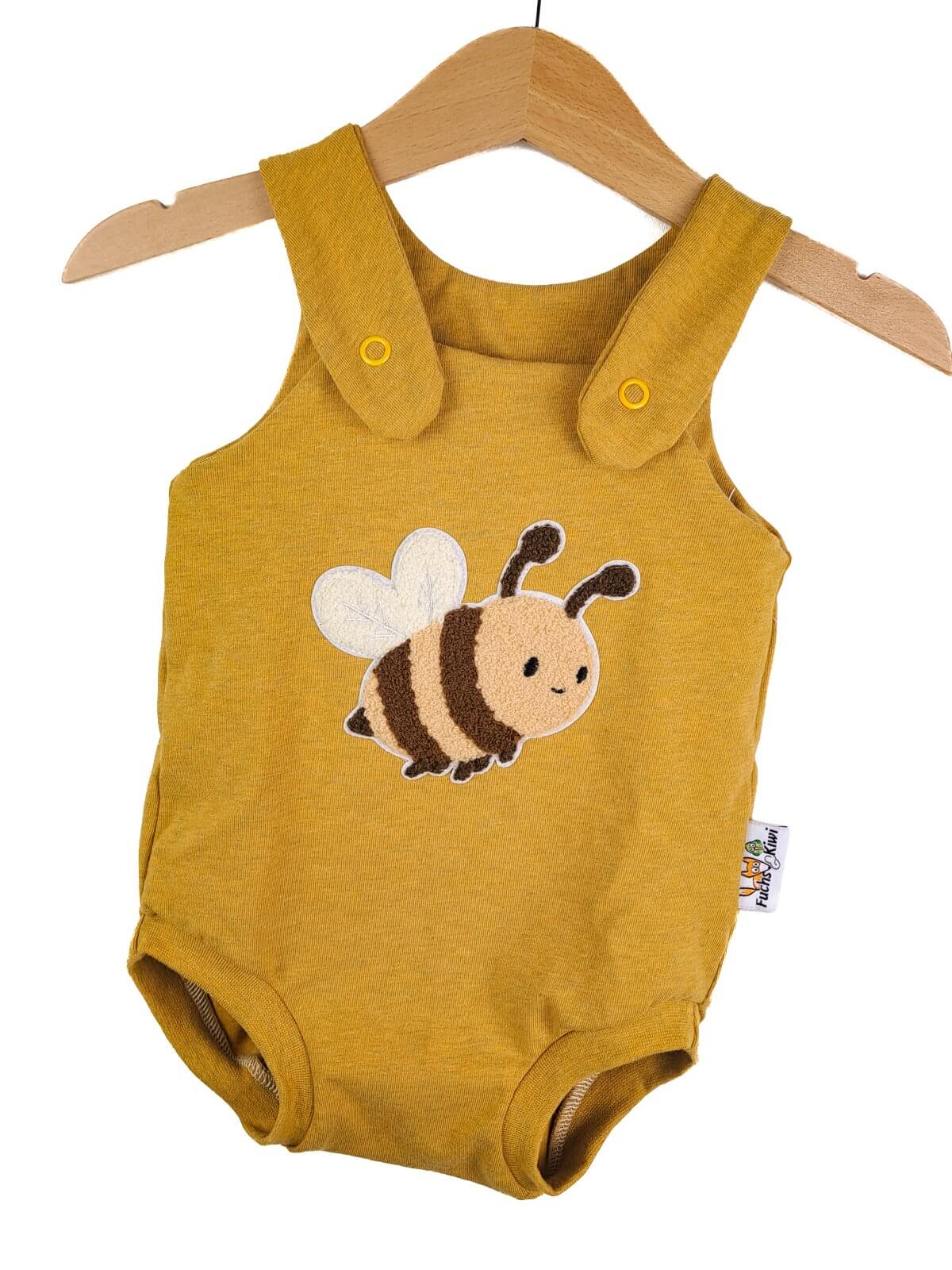 Biene-Patch Outfit