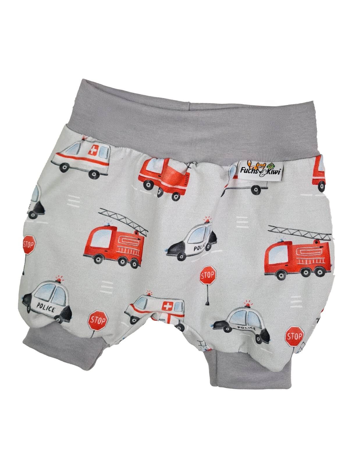 Kurze Hose Helferfahrzeuge