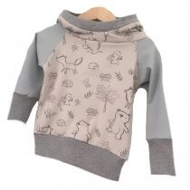 Hoodie mit Waldtieren beige