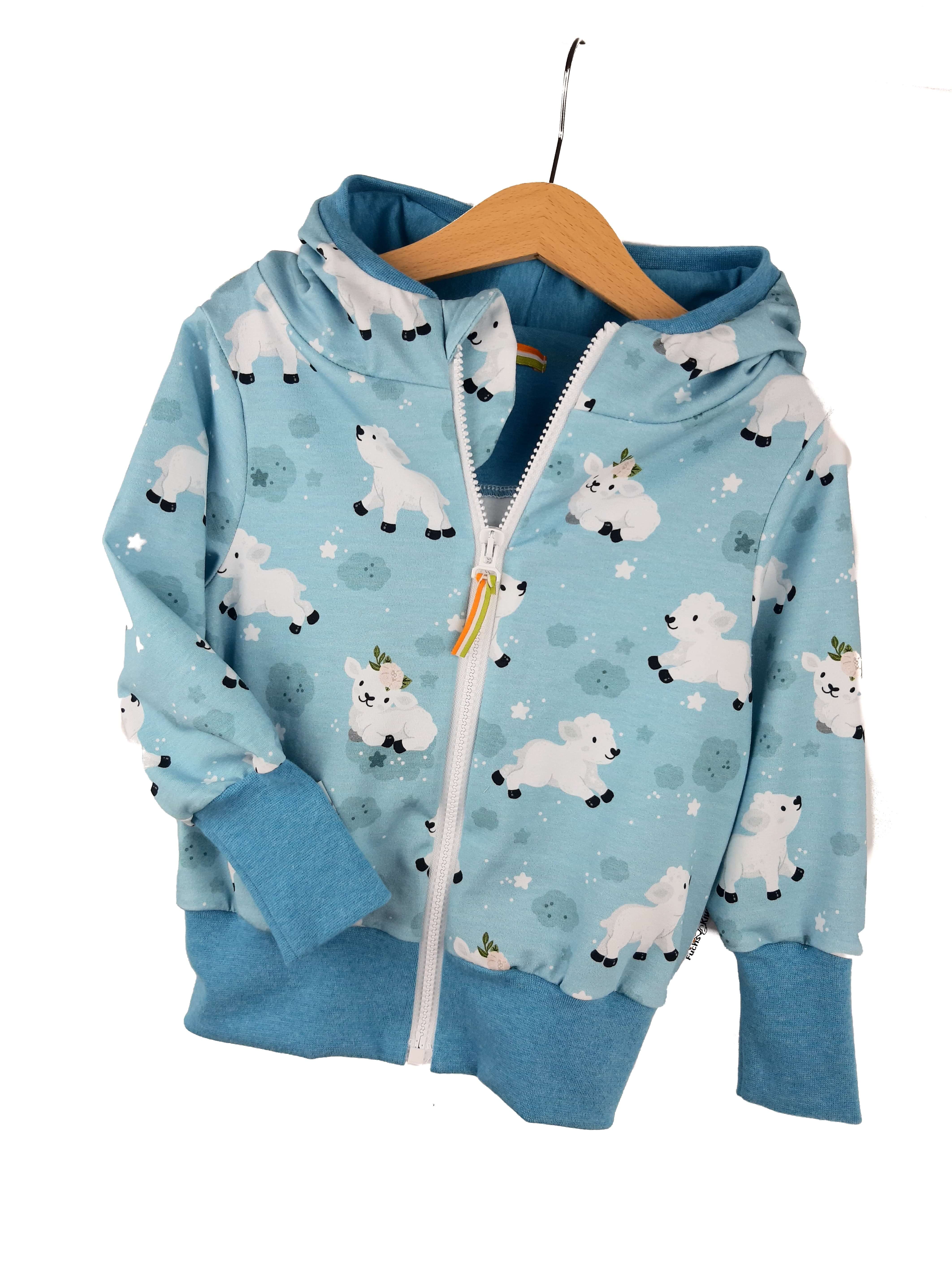 Sweatjacke Schäfchen blau