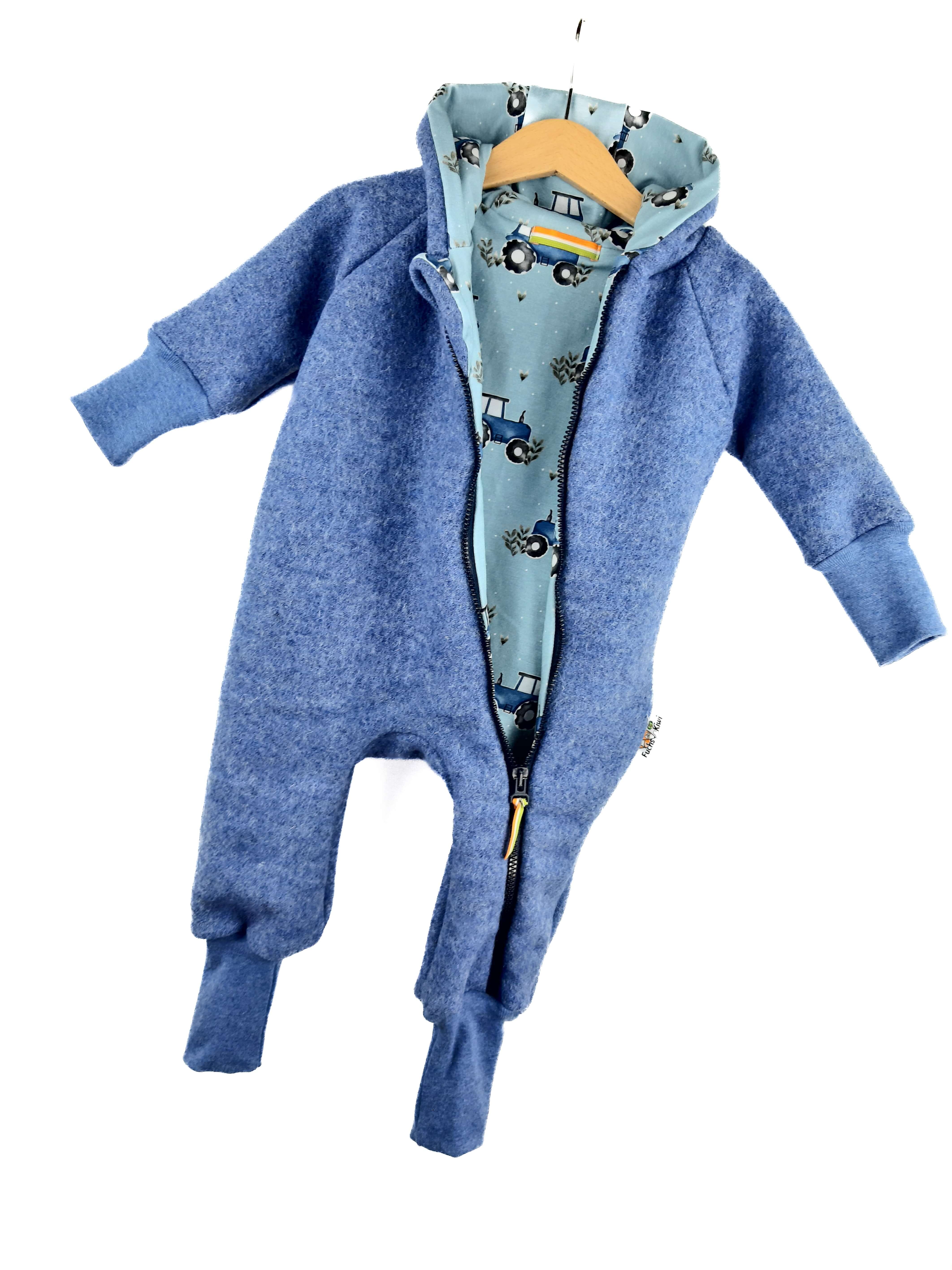 Walkoverall Walk rauchblau meliert mit Traktor blau 68/74