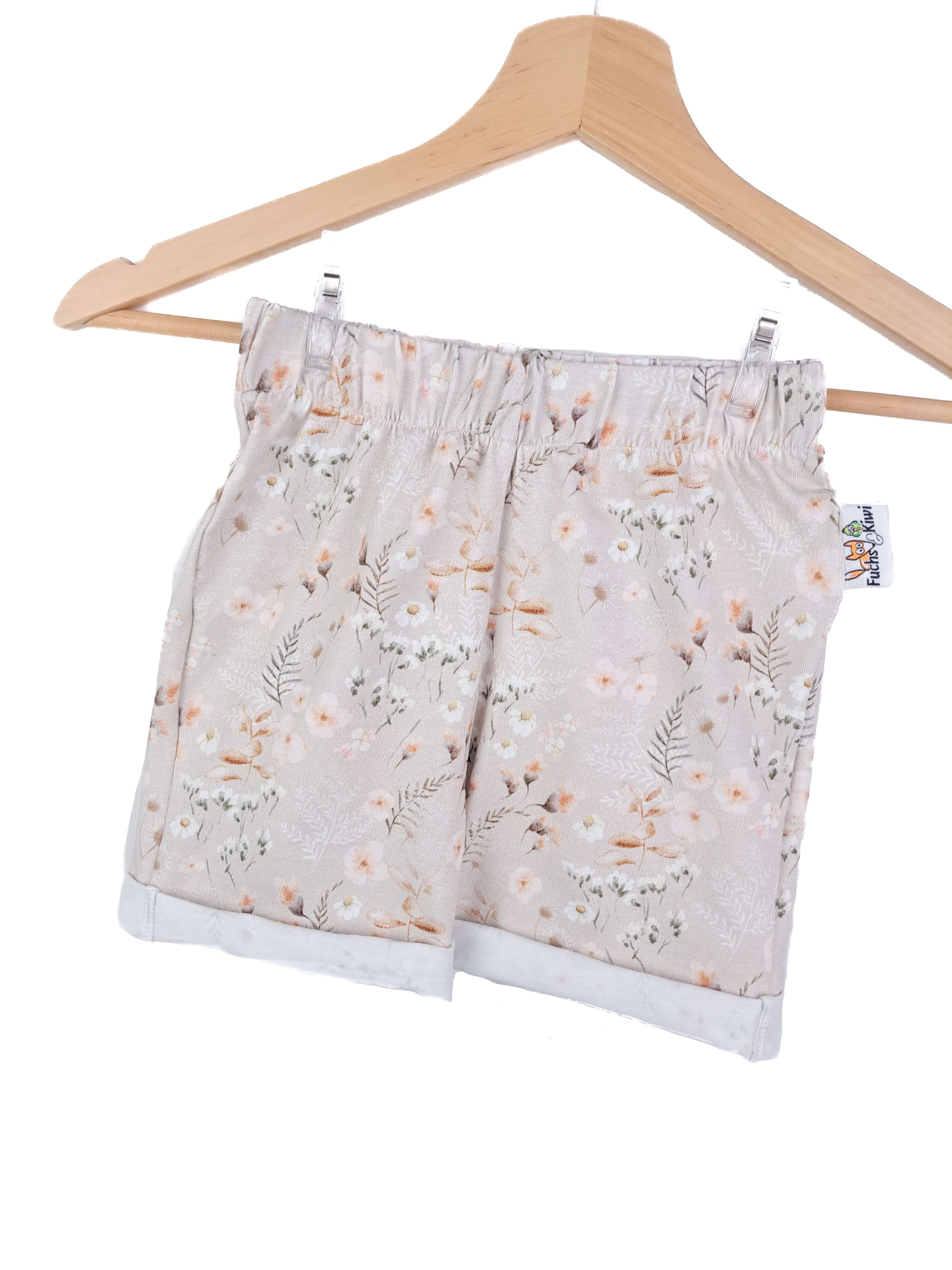 Kurze Shorts Blümchen sand 86/92