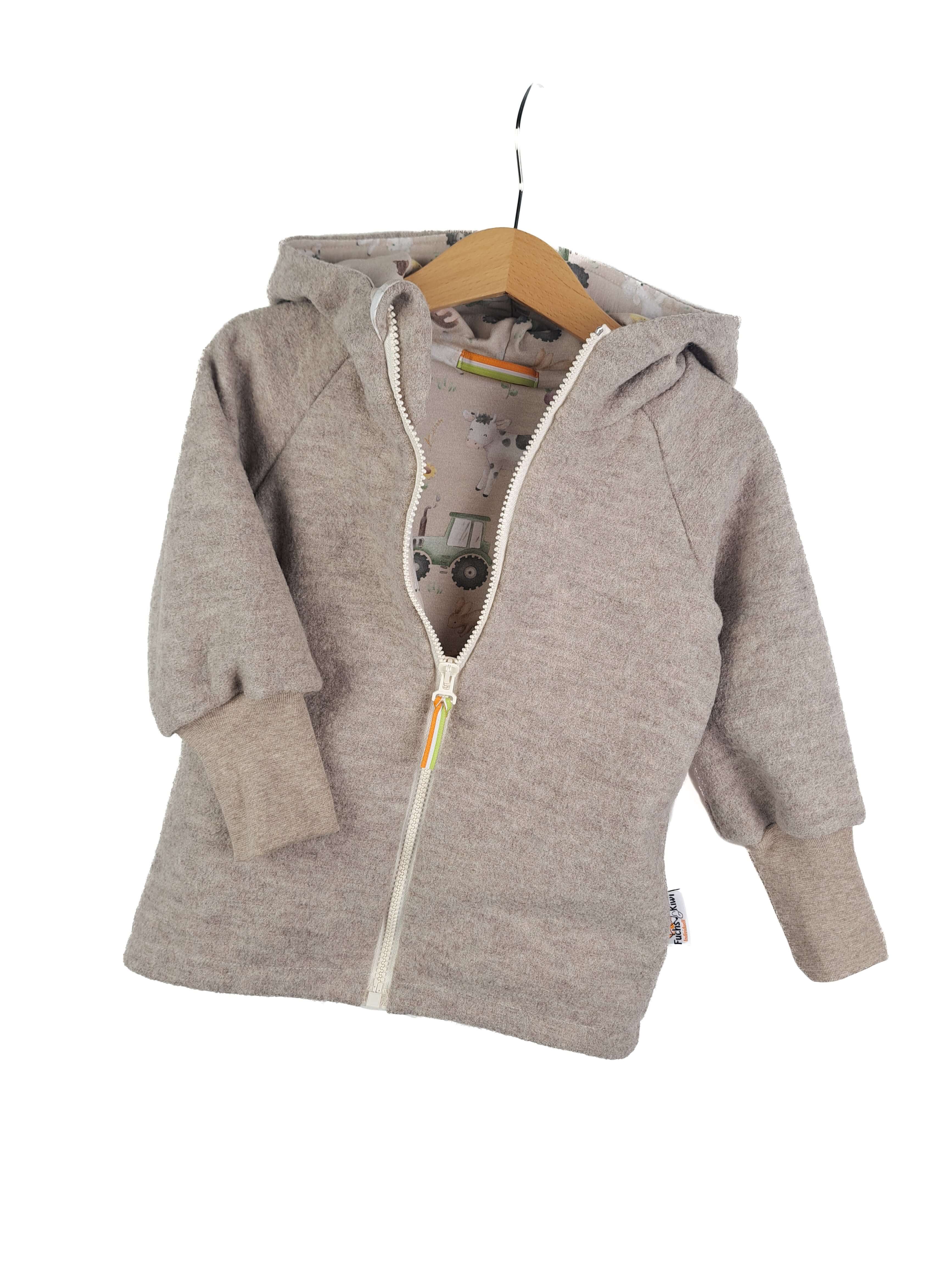Walkjacke sand meliert mit Bauernhof sand