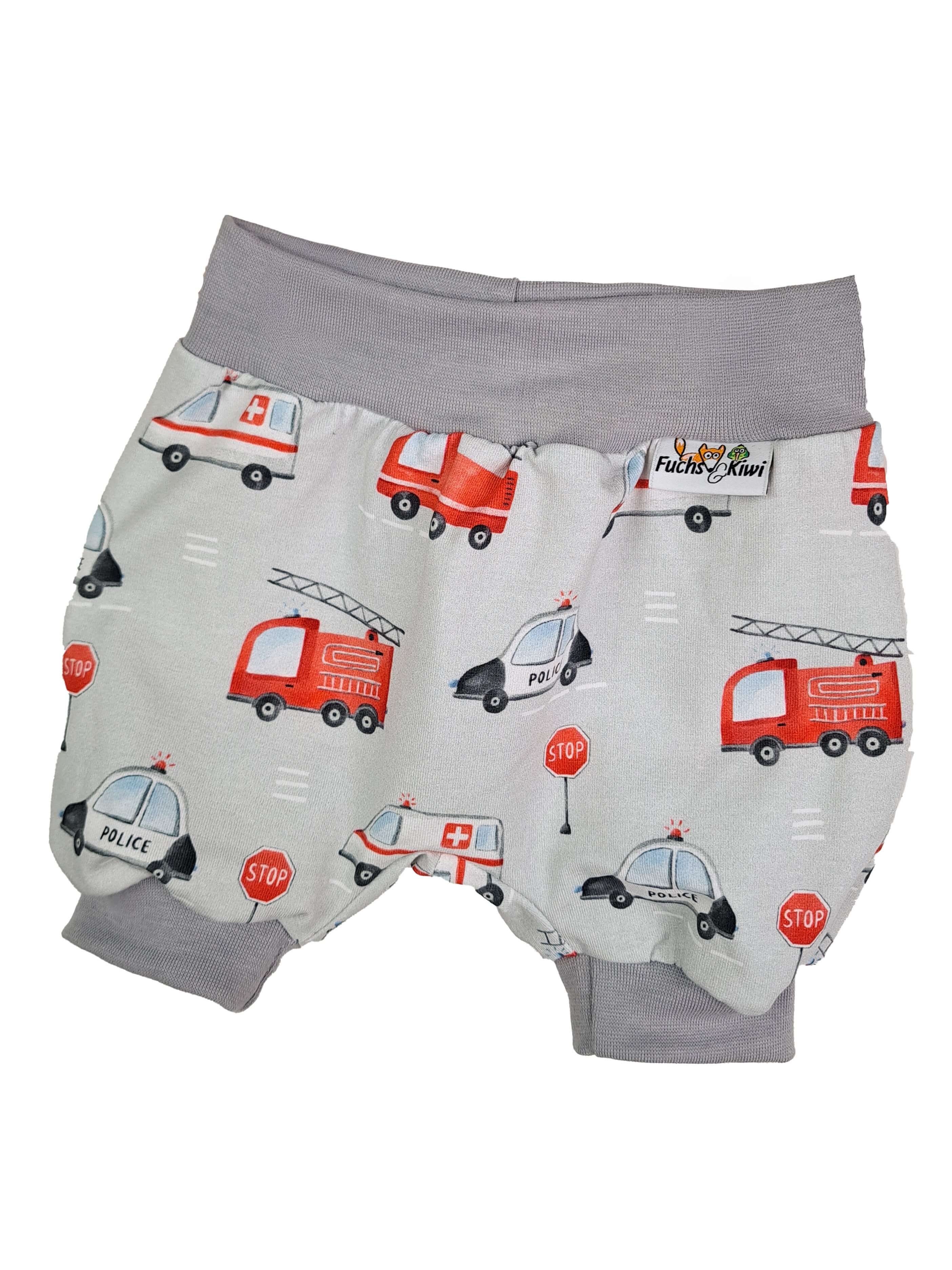 Kurze Hose Helferfahrzeuge