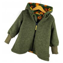 Walkmantel moosgrün meliert mit Löwe tanne