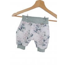 Kurze Hose Musselin Eukalyptus mit Blumen