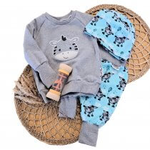 Esel-Patch grau Outfit
