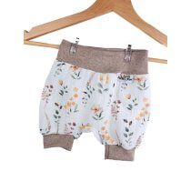 Kurze Hose Musselin Streublumen 74/80