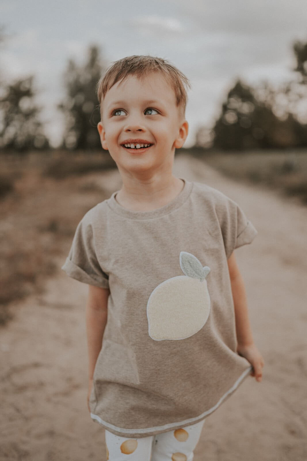 Shirty Zitrone-Patch sand