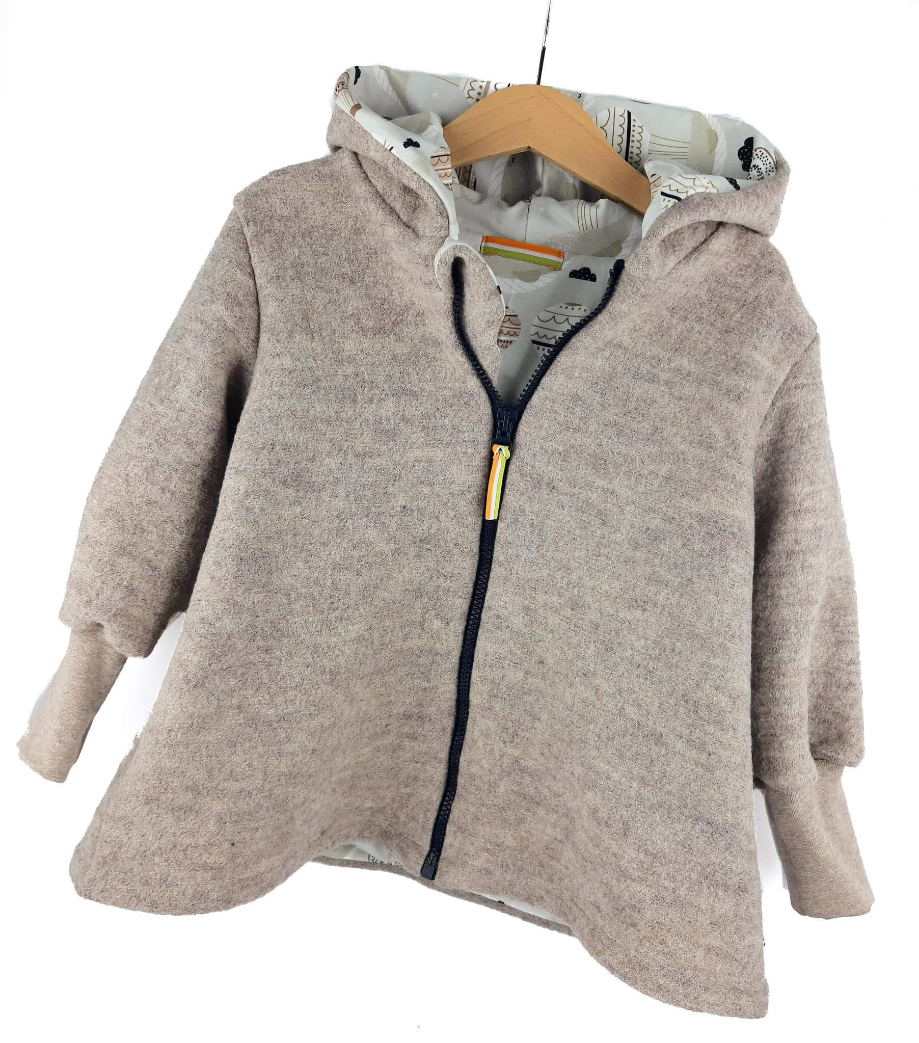 Walkmantel sand meliert mit Flying Whale sand