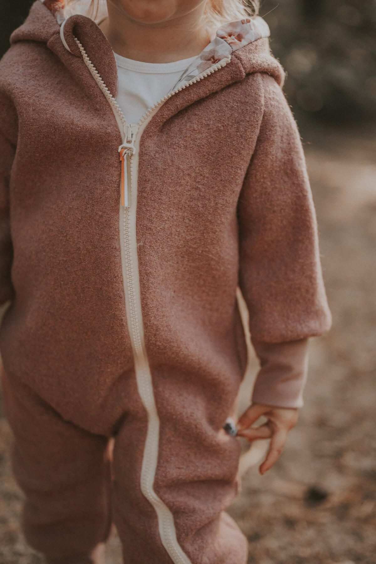 Walkoverall altrosa mit Blumenmeer