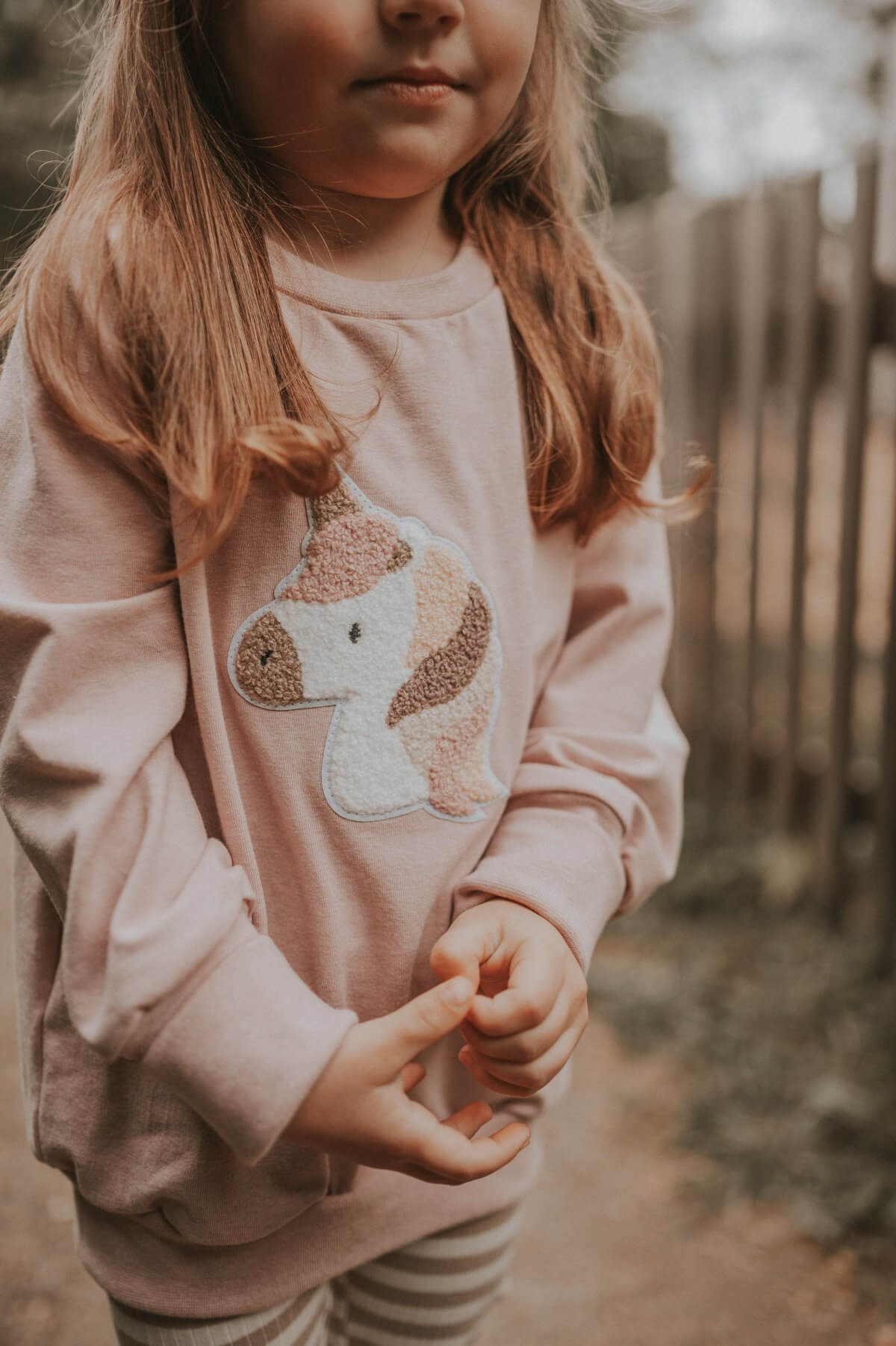 Pullover Einhornkopf-Patch