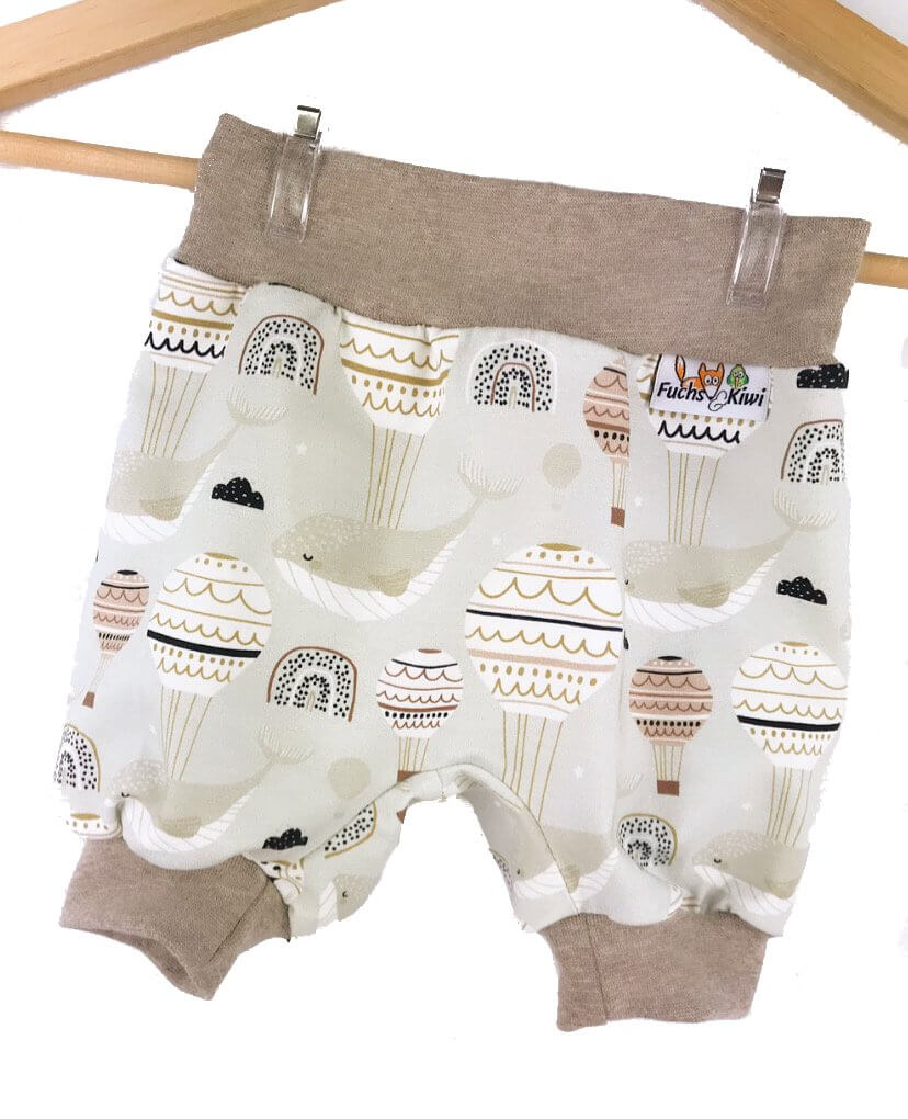 Kurze Hose Flying Whale sand